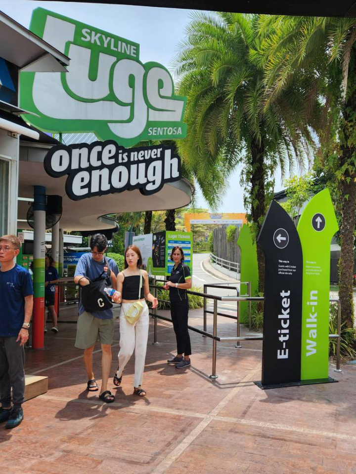 How to Choose an Outdoor Business Signage in Singapore - Singapore ...