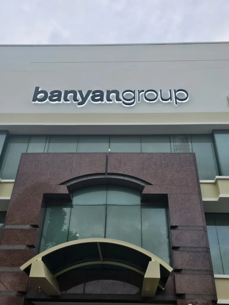 Company Registration and Signage in Singapore: 2025 Guide for Business Owners