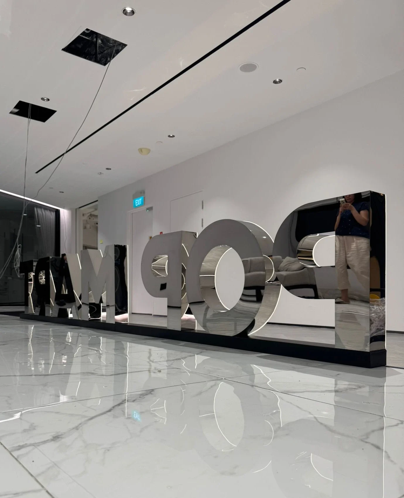 Enhance Your Retail Brand with 3D Illuminated Signage Solutions